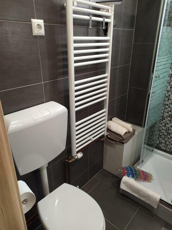 Apartman Hd Ðakovo Extérieur photo